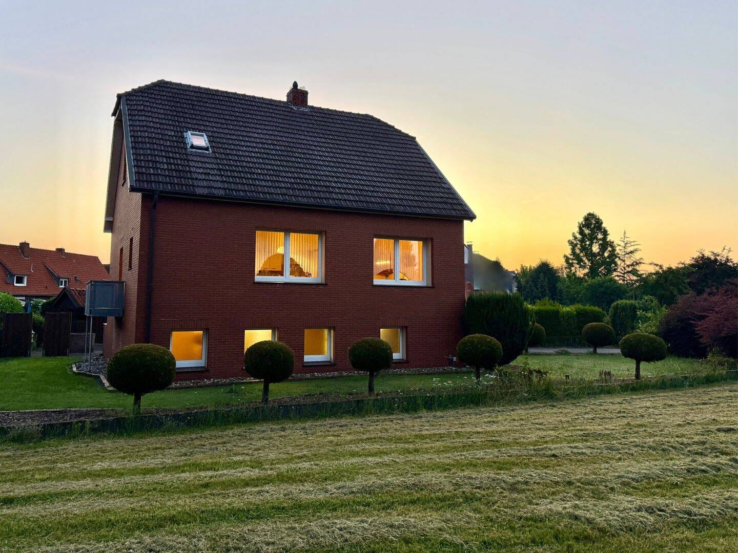 Immobilie in Schüttorf - Gepflegtes Einfamilienhaus mit schönem Grundstück, Garage und viel Nutzfläche in Schüttorf - Bild 0