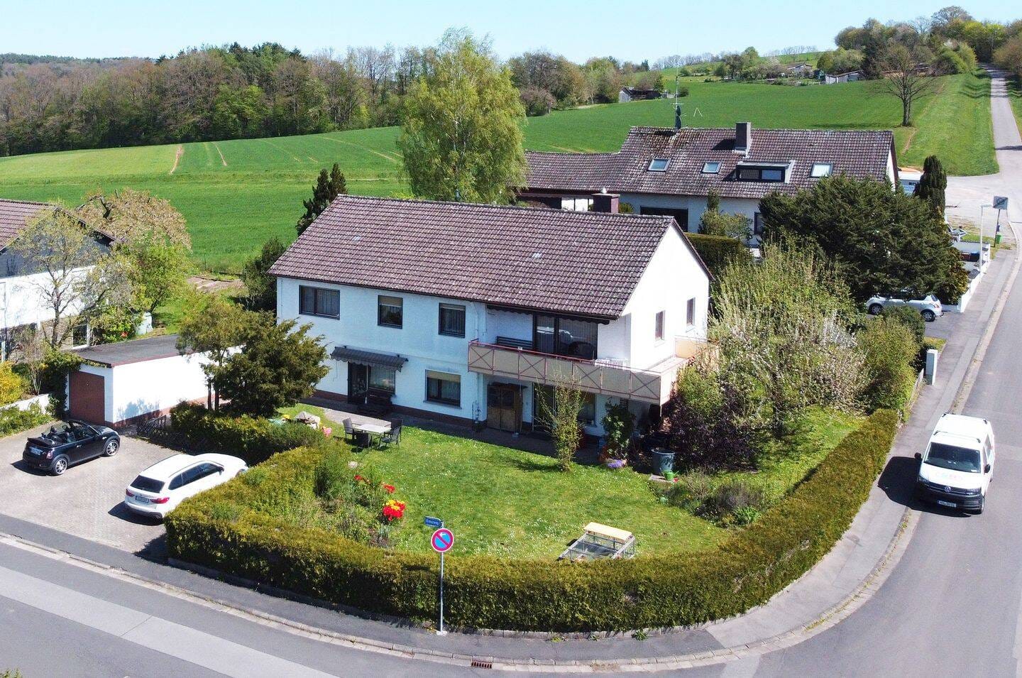 Immobilie in Bad Kissingen - Mittelpunkt für die Familie mit Garten und Garage - Bild 3
