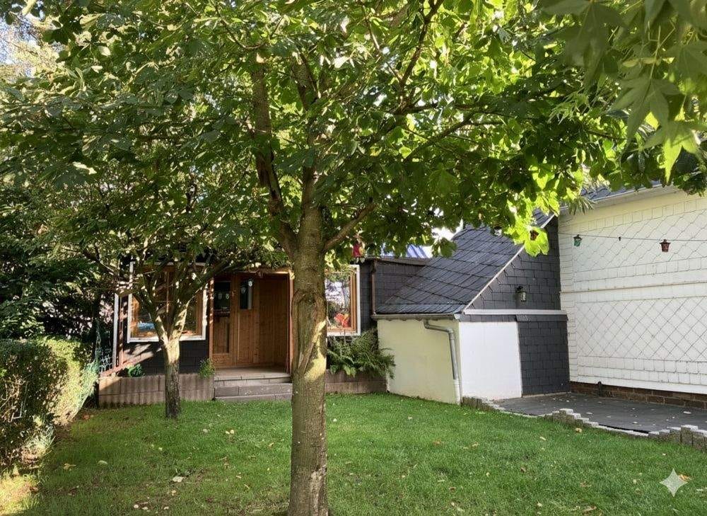 Immobilie in Weitefeld - Sofort bezugsbereites Einfamilienhaus mit 124 m² Wohnfläche auf idyllischem Grundstück! - Bild 3