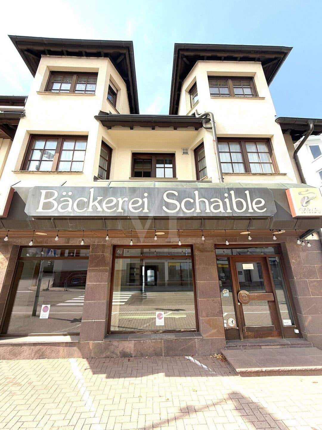 Immobilie in Dobel - Wohn- und Geschäftshaus im Doppelpack - Bild 2