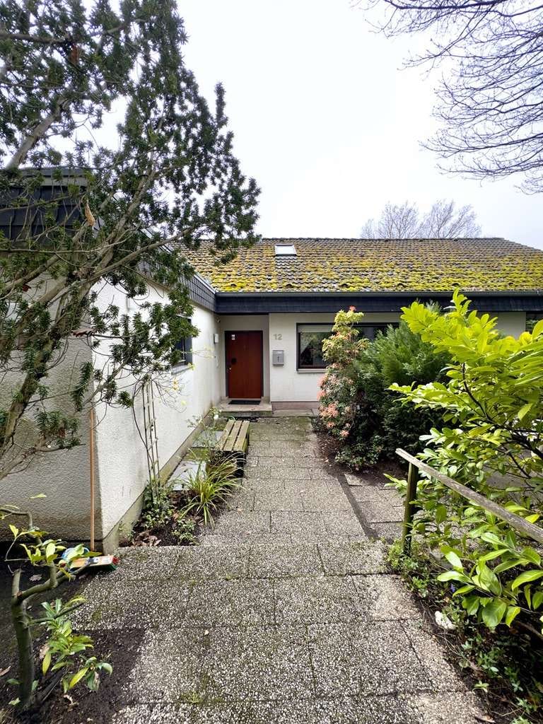 Immobilie in Rösrath - Einfamilienhaus mit Einliegerwohnung
in Rösrath, 
großes Grundstück & enormes Potenzial - Bild 3