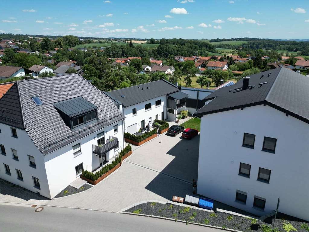 Immobilie in Neuburg am Inn - Wohnen mit Stil - hell, offen, durchdacht - Bild 0