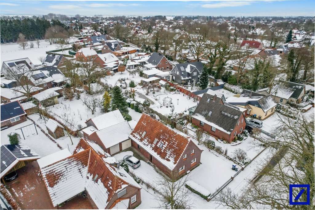 Immobilie in Zetel - Idyllisches Einfamilienhaus im Grünen mit viel Platz zum Wohlfühlen!  - Bild 1