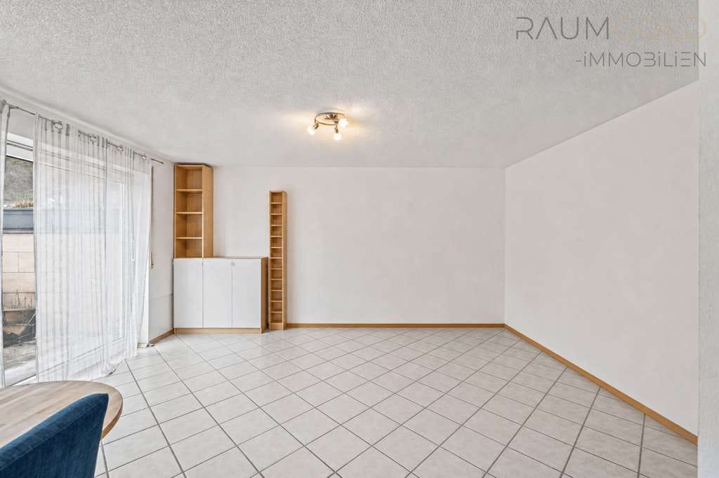 Immobilie in Steinen - Gut geschnittene 3-Zimmer-Wohnung mit Balkon und Stellplätzen in Steinen - Bild 2