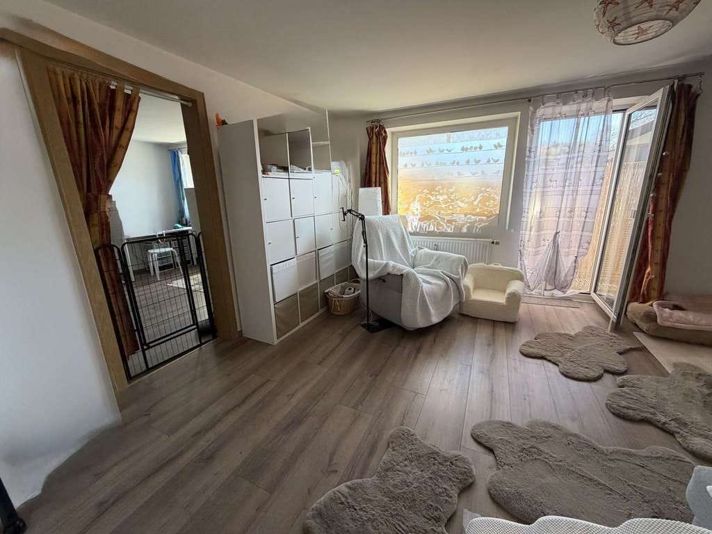Immobilie in Miesbach - Bezugsfrei ab 10.06 - Schöne Wohnung in Miesbach mit Balkon & EBK - sofort einziehen oder vermieten - Bild 2
