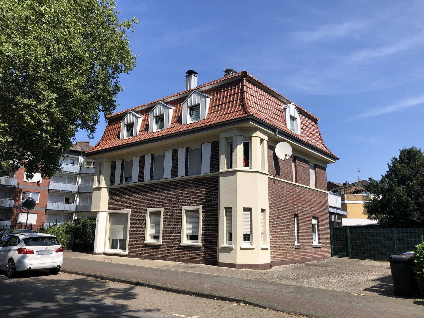 Immobilie in Dülmen - Mit Vermietung ins eigene Haus! 3-Parteienhaus in Dülmen - EG-Wohnung frei - Bild 0