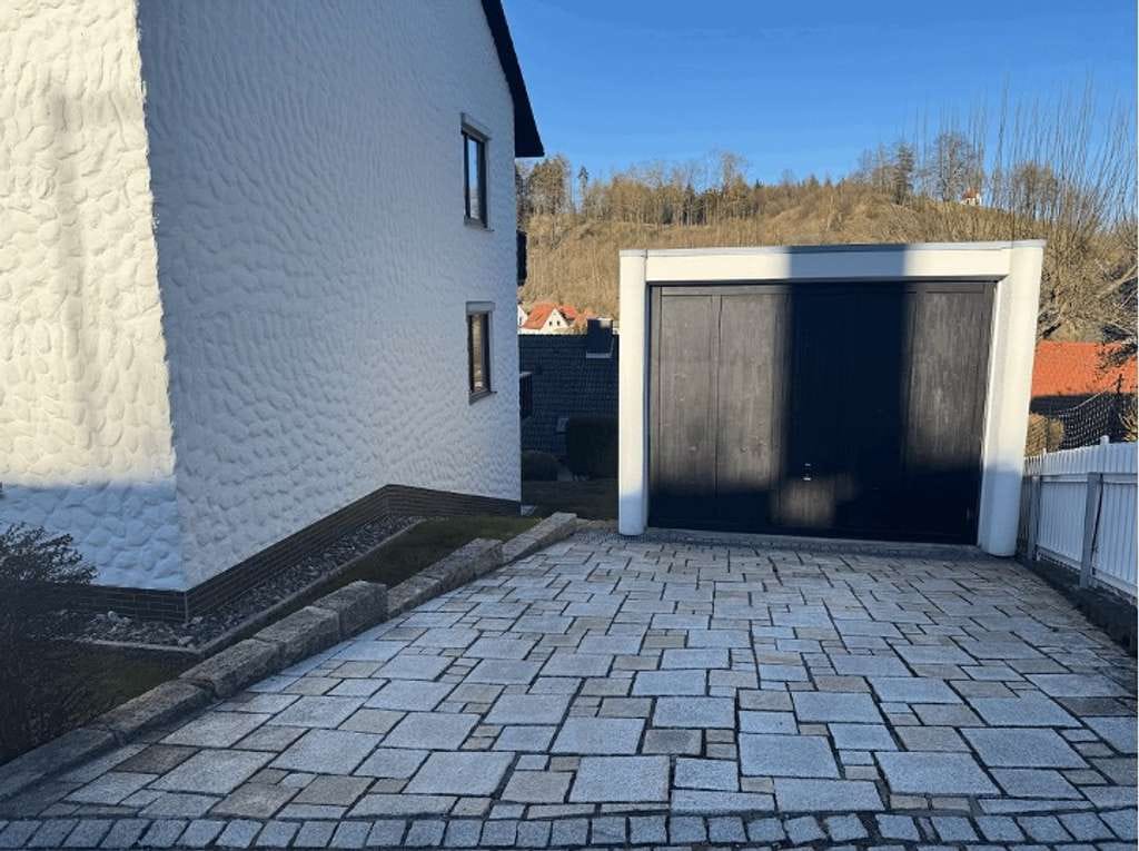 Immobilie in Presseck - Top gepflegtes 3-Parteien Wohnhaus in Wartenfels mit drei Garagen - Bild 3