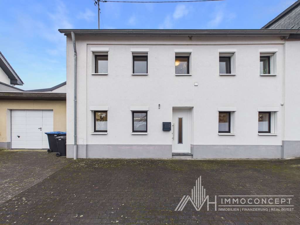Immobilie in Landscheid - Einfamilienhaus | modernisiert | ca. 103 m² Wohnfläche | 4 ZKB | 54526 Landscheid - Bild 1