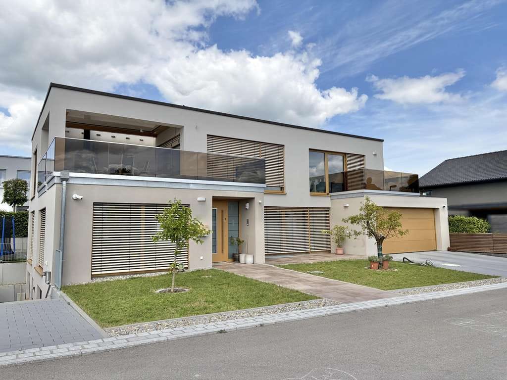 Immobilie in Ofterdingen - Modernes und großzügiges Wohnhaus in neuwertigem Zustand  - Bild 0