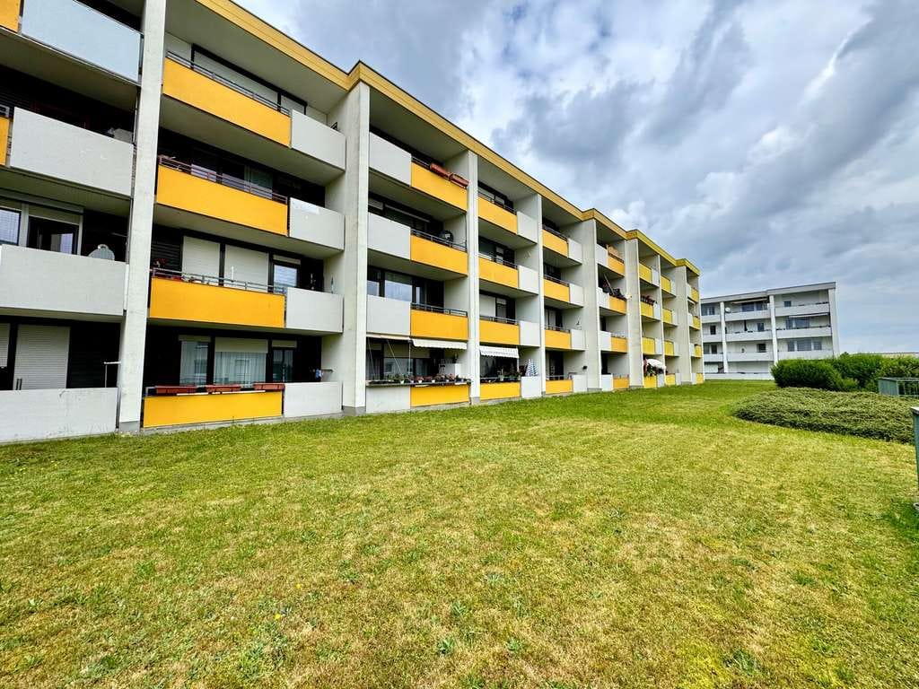 Immobilie in Burghausen - Vermietete 3-Zimmer-Wohnung in ruhiger Wohnlage - Bild 0