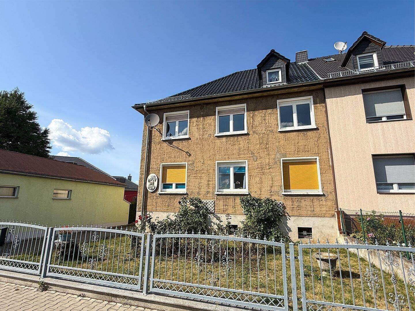 Immobilie in Bad Dürrenberg - Saniertes Zweifamilienhaus in ruhiger Lage - Bild 0