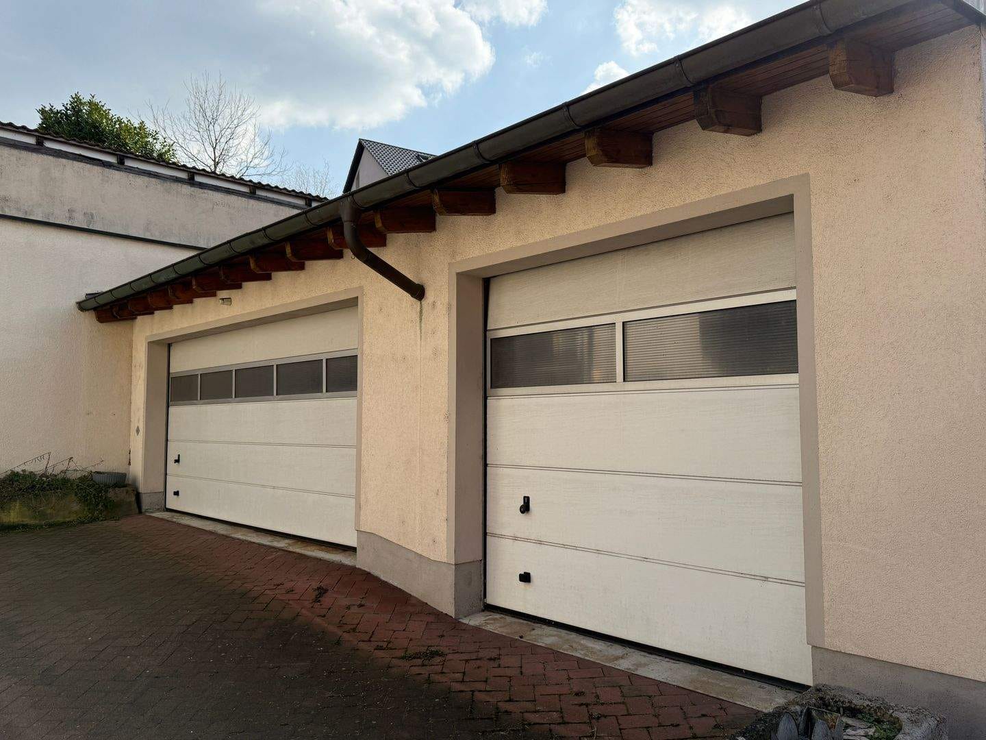 Immobilie in Höchberg - Eigentumswohnung im Rahmen der Zwangsvollstreckung zu verkaufen - Bild 1