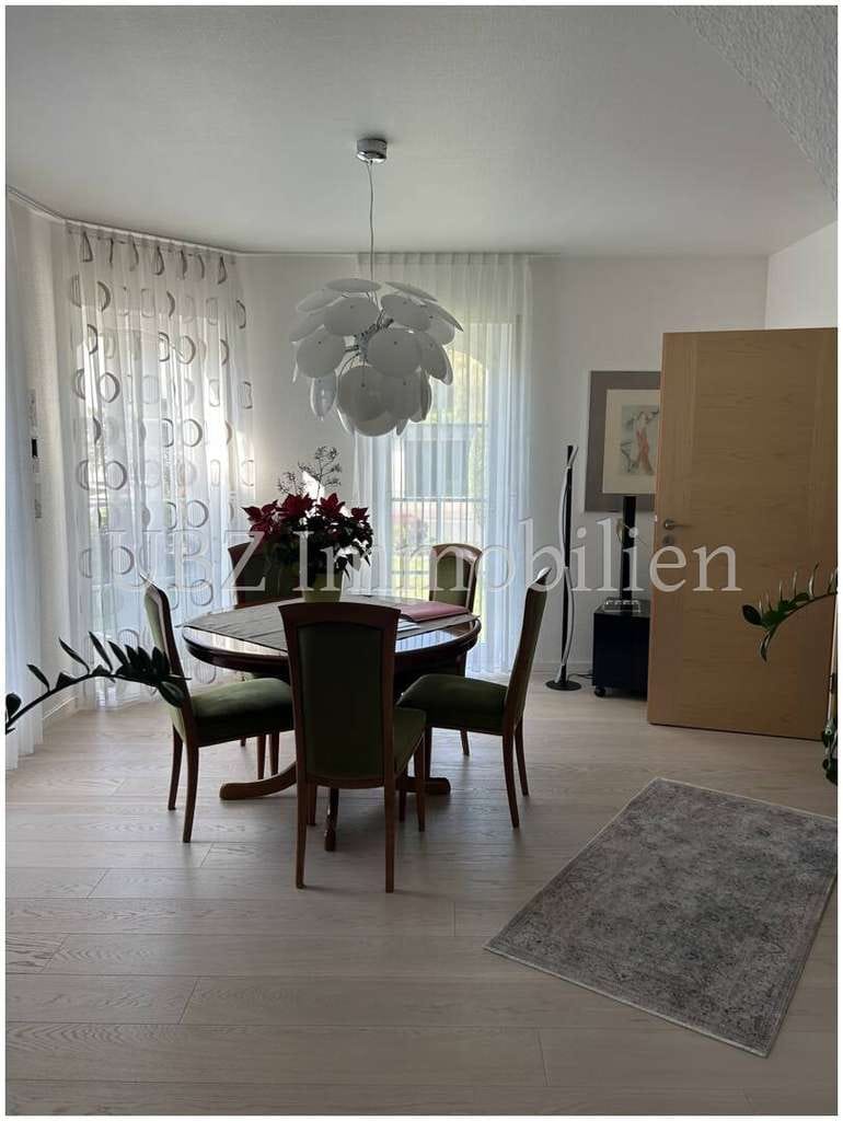 Immobilie in Waldaschaff - ***Charmantes Einfamilienhaus mit großem Garten in Waldaschaff*** - Bild 4