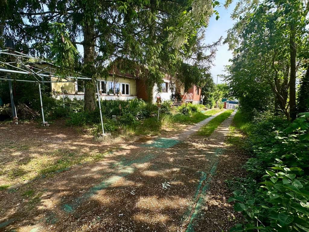 Immobilie in Ramstein-Miesenbach - Einfamilienhaus mit Miethaus in zweiter Reihe - Bild 2