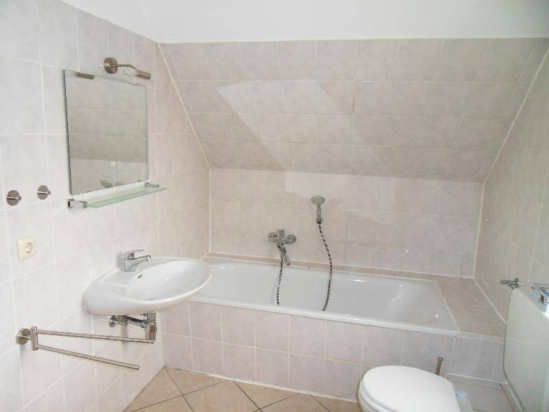 Immobilie in Carlow - Mehrfamilienhaus (3 Parteien. Festpreis) in sehr gutem Zustand mit Eigenland und netten Mietern - Bild 4