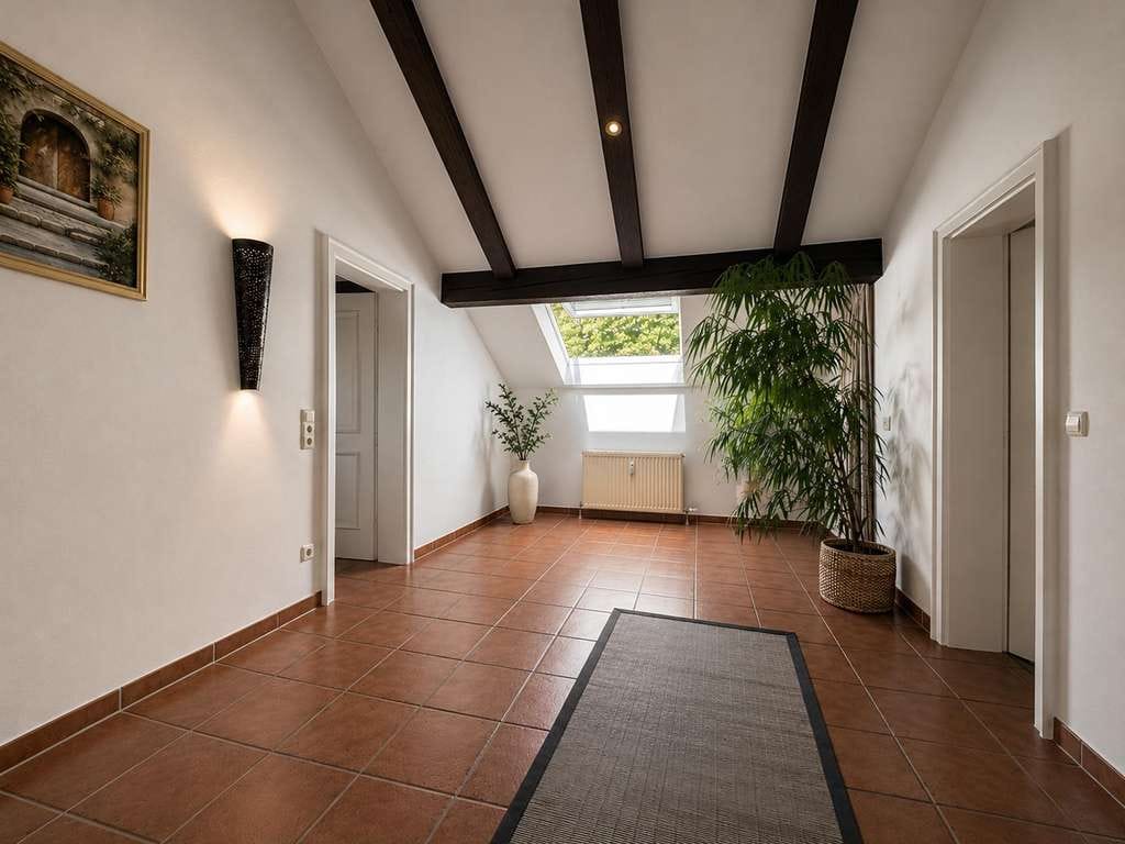 Immobilie in Oberhaching - Exklusive Dachgeschosswohnung mit Loftcharakter - Bild 2