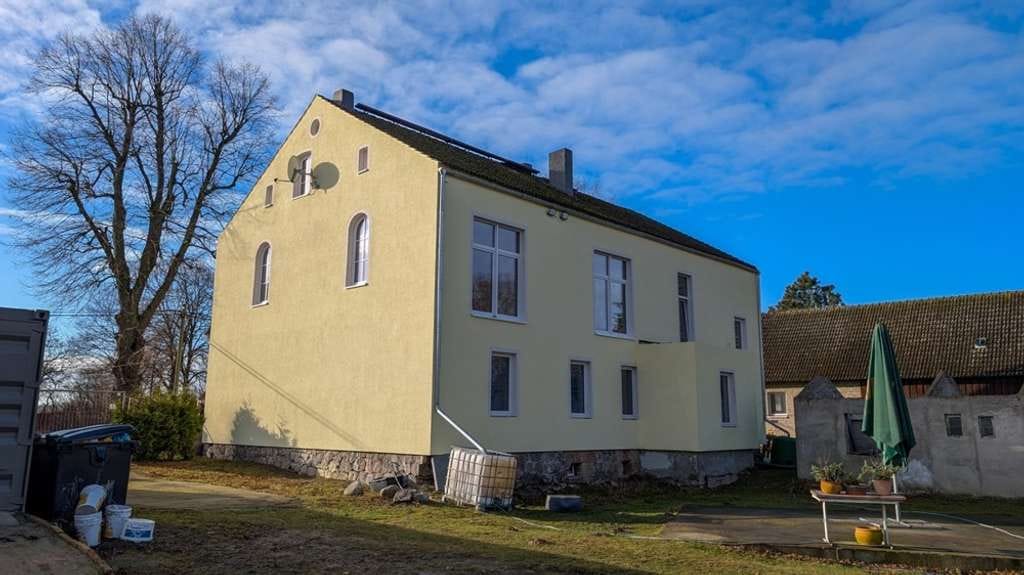 Immobilie in Märkisch Linden - Bauernhaus mit neuer Fassadendämmung, freiem Blick und Entwicklungsspielraum - Bild 0