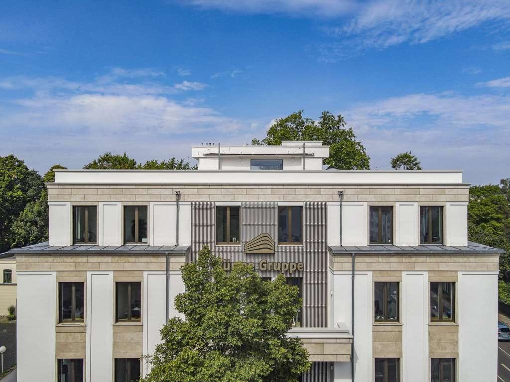 Immobilie in Zeitz - Sanierungsobjekt - Historische Denkmalperle am Zeitzer Goethepark - Bild 0