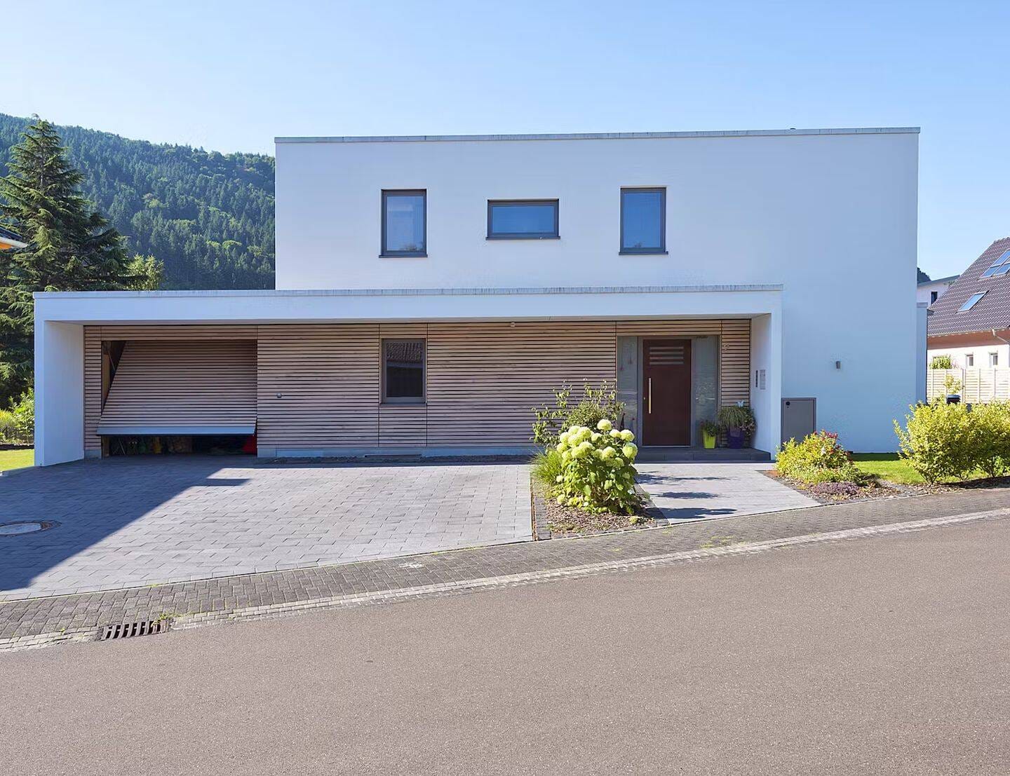 Immobilie in Bräunlingen - Bauen? Ja!   Individuell und auf Ihre Wünsche abgestimmt? Ja!  Ihr Zuhause von Fluck-Holz.Haus.Bau. - Bild 0