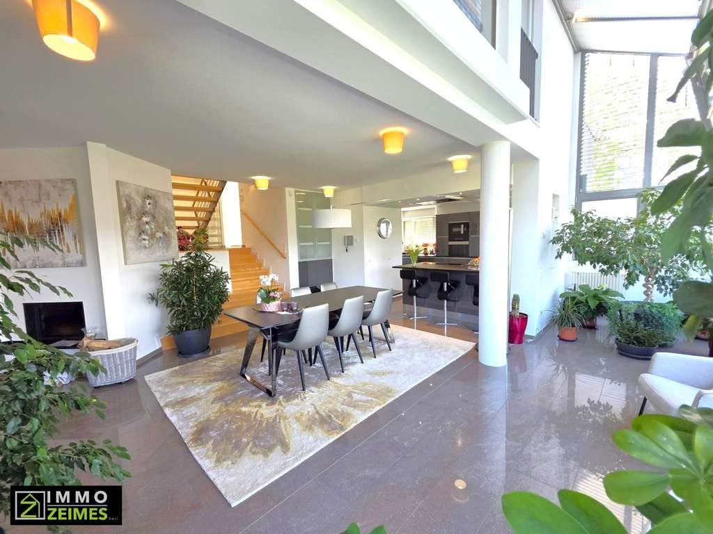 Immobilie in Irrel - Architektenhaus mit Gästeapartment & Charakter – Einziehen, ankommen und wohlfühlen - Bild 0