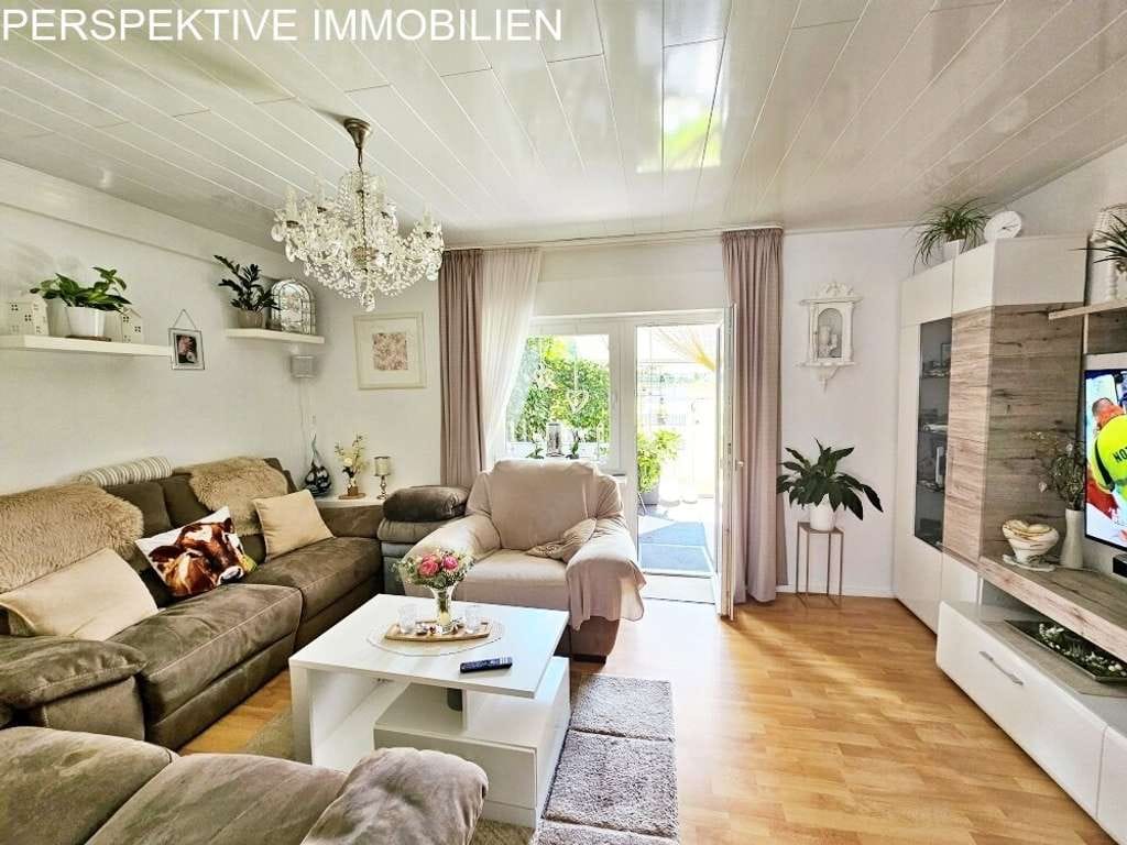 Immobilie in Bad König - Vermietetes Mehrfamilienhaus + Baugrundstück und Garagen - Bild 0