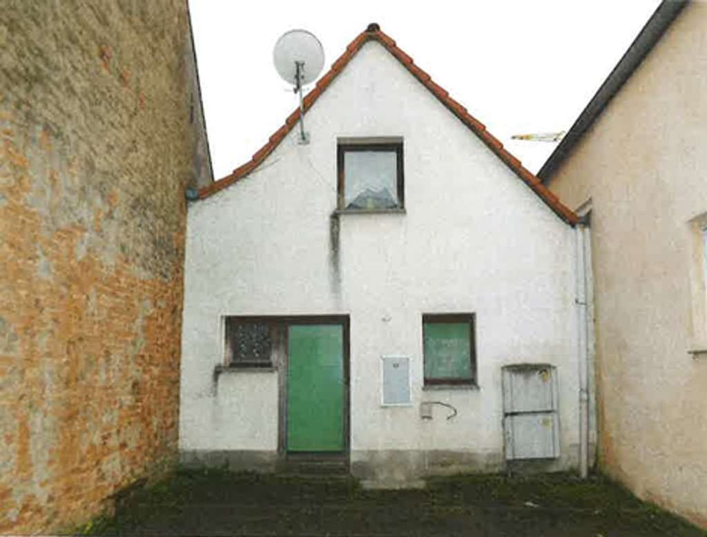 Immobilie in Bechtheim - Einfamilienhaus mit Vollkeller und großzügigem Dachgeschoss - Bild 2