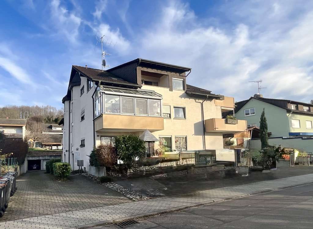 Immobilie in Bad Bellingen - Derzeit anders genutzt - künftig Ihr Zuhause mit viel Potenzial - Bild 0