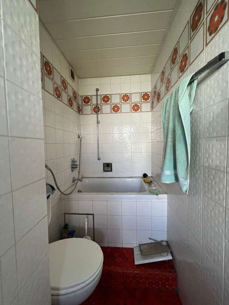 Immobilie in Leonberg - Charmante 2-Zimmer-Wohnung in zentraler Lage - Langjährig vermietet mit Entwicklungspotenzial - Bild 3