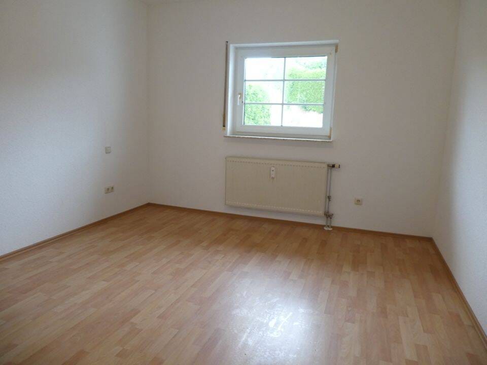 Immobilie in Grävenwiesbach - Naturblick inklusive - großzügige Wohnung in Grävenwiesbach! - Bild 3