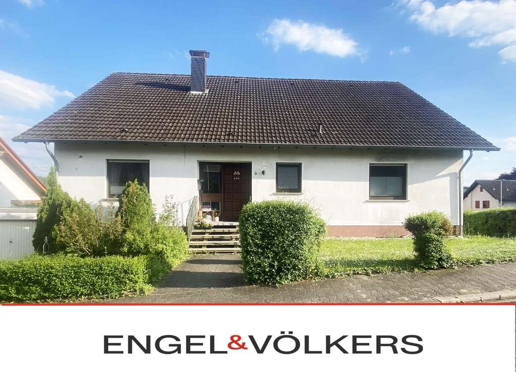 Immobilie in Staudernheim - Zweifamilienhaus in ruhiger Randlage - Bild 0