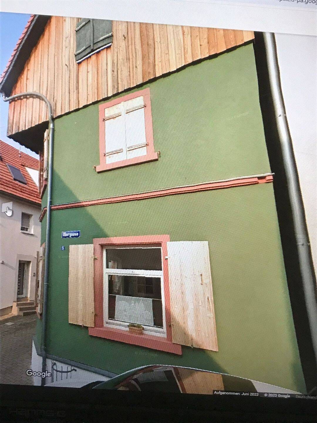 Immobilie in Hirschberg an der Bergstraße - Einfamilienhaus mit Charme und Scheune im alten Ortskern - Bild 1