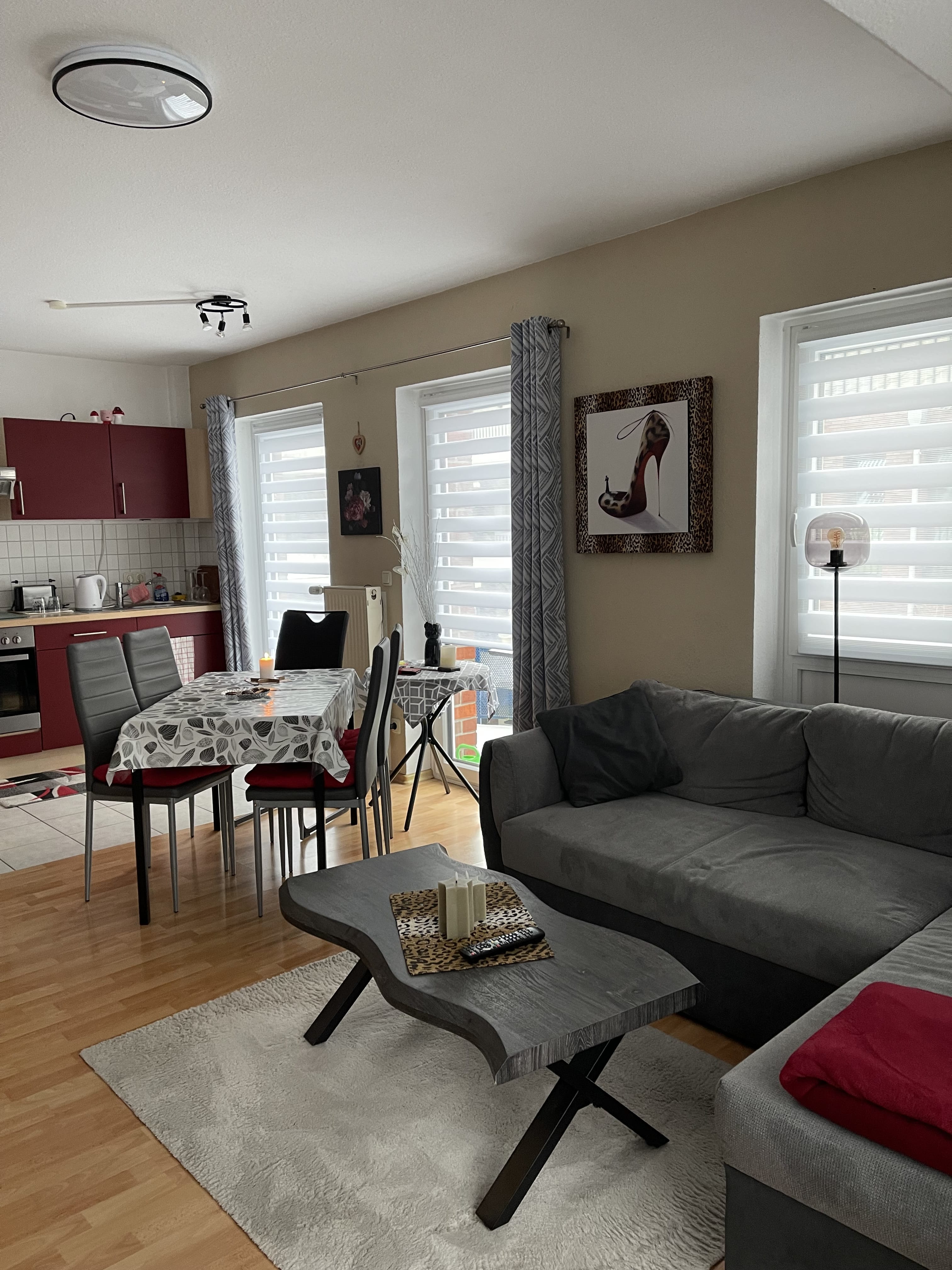 Immobilie in Schortens - Top gepfl. Dachgeschoß-Wohnung in ruhiger Zentrumslage - Bild 4