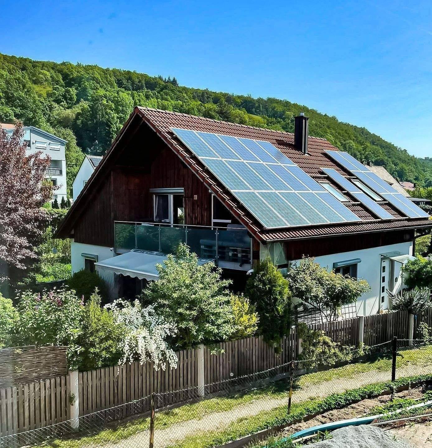 Immobilie in Donaustauf - Kleines Familiendomizil am Perlenbach in Bach a. d. Donau - Bild 1