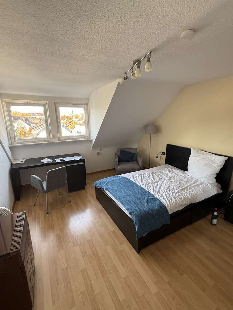 Immobilie in Heilbronn - Attraktive Kapitalanlage in zentraler Lage – 1,5-Zimmer-Dachgeschosswohnung in Heilbronn - Bild 1