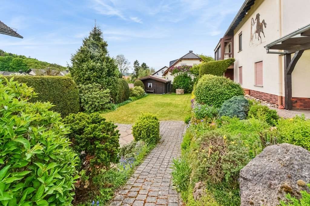 Immobilie in Naumburg - Wunderschönes Einfamilienhaus in traumhafter Lage von Naumburg-Elbenberg - Bild 2