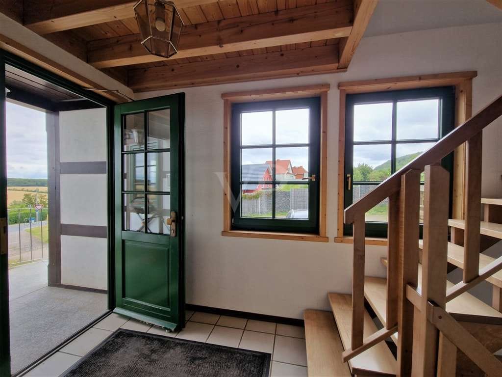 Immobilie in Großlohra - Wunderschönes freistehendes
Fachwerkhaus mit Brockenblick in
Großlohra - mit Erbbaurechtsgrundstüc - Bild 4