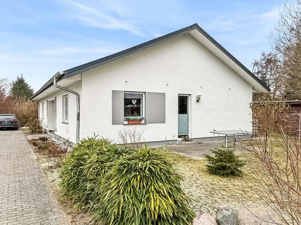 Immobilie in Hanshagen - Zwei 2-Zimmer-Wohnungen zum Wohnen und Vermieten mit schönem Garten in Hanshagen bei Greifswald - Bild 2