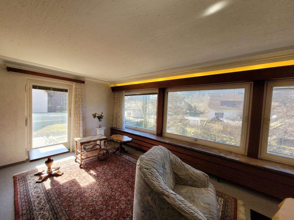 Immobilie in Loßburg - Viel Raum zum Leben – Haus mit mehreren Garagen - Bild 4