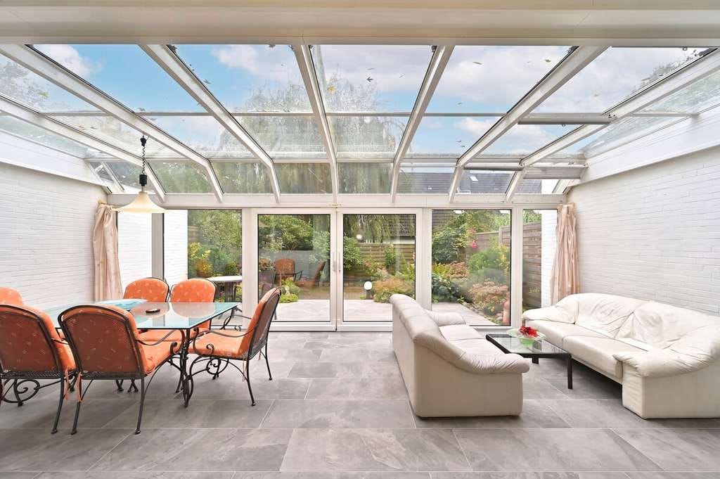 Immobilie in Holm - Großzügiges Reihenmittelhaus mit schönem Wintergarten in Holm! - Bild 1