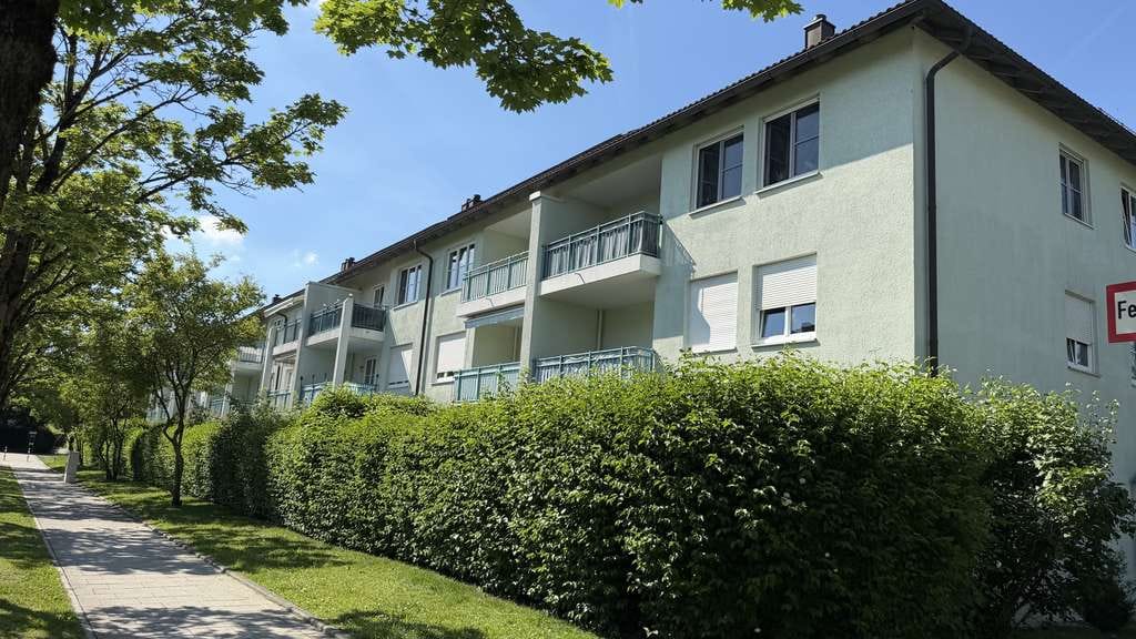 Immobilie in Unterföhring - HÜBSCHE GEPFLEGTE 3 ZIMMER WOHNUNG IN RUHIGER LAGE - Bild 0