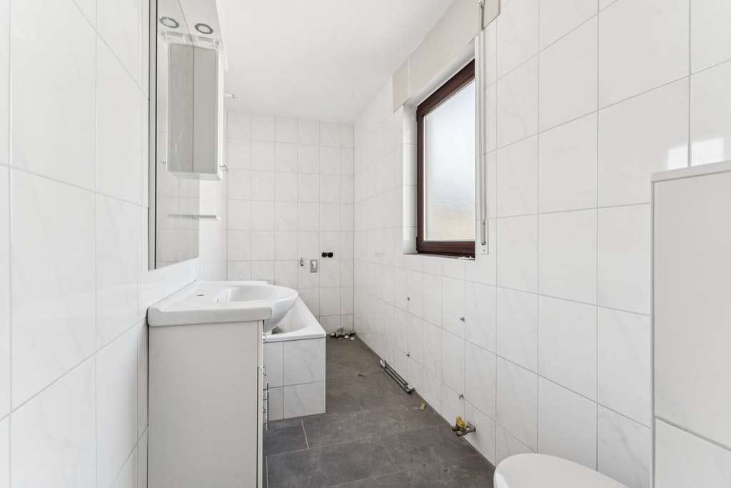 Immobilie in Pfungstadt - Wohn- und Geschäftshaus mit Potenzial in Bestlage - Bild 2