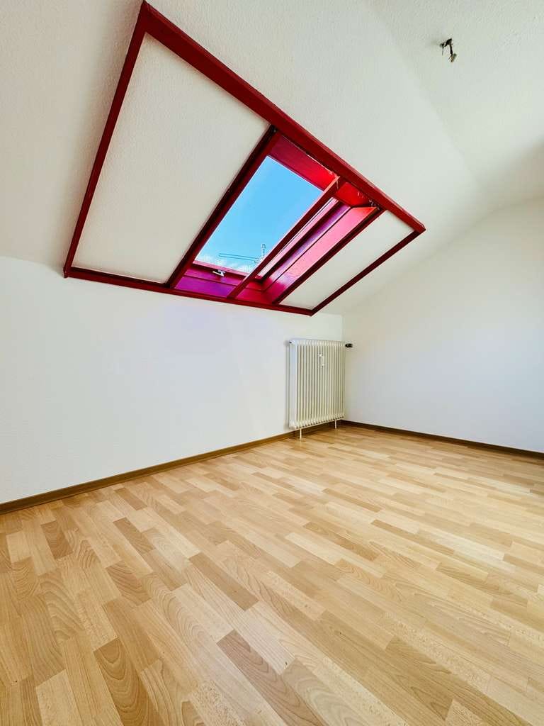 Immobilie in Freiberg am Neckar - Ein Knaller - Dachgeschosstraum 2 Zimmer - sofort frei - zu verkaufen - Bild 1