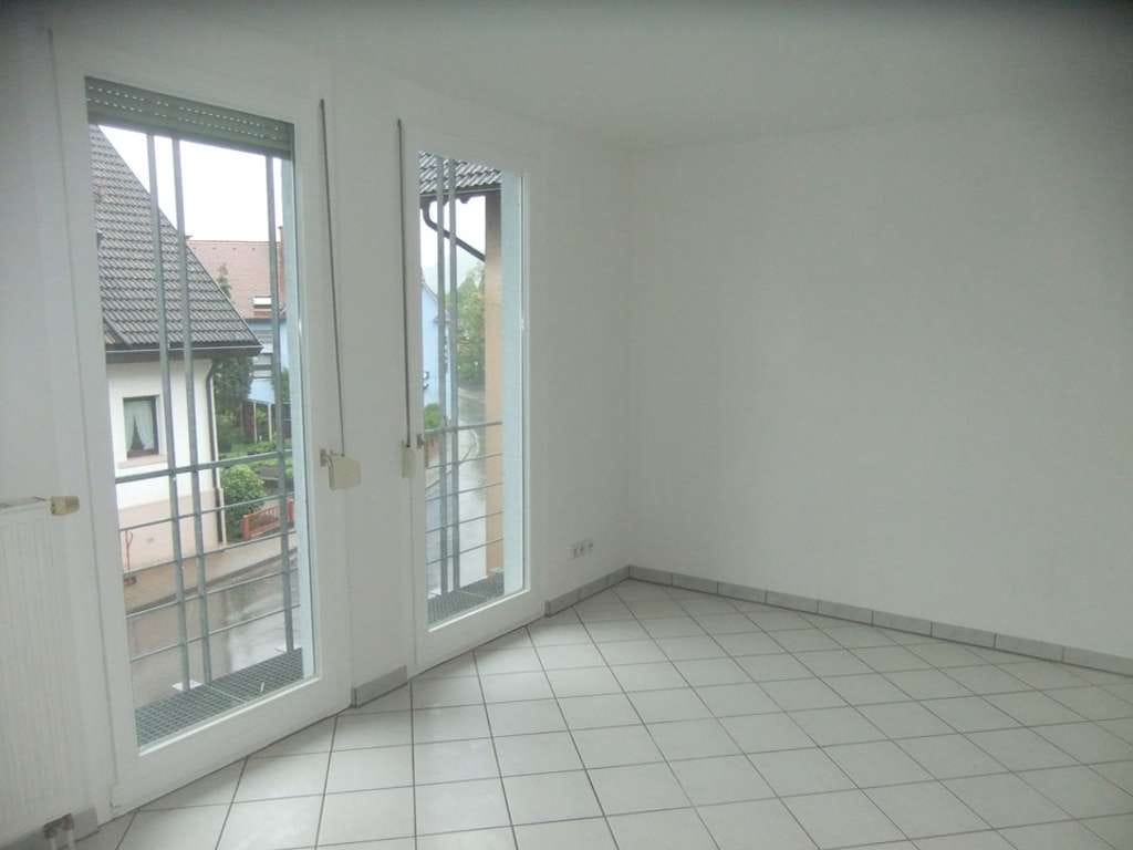 Immobilie in Bollschweil - 2 Zi-Wohnung in guter Wohnlage mit Gartenanteil-Terrasse - Bild 3