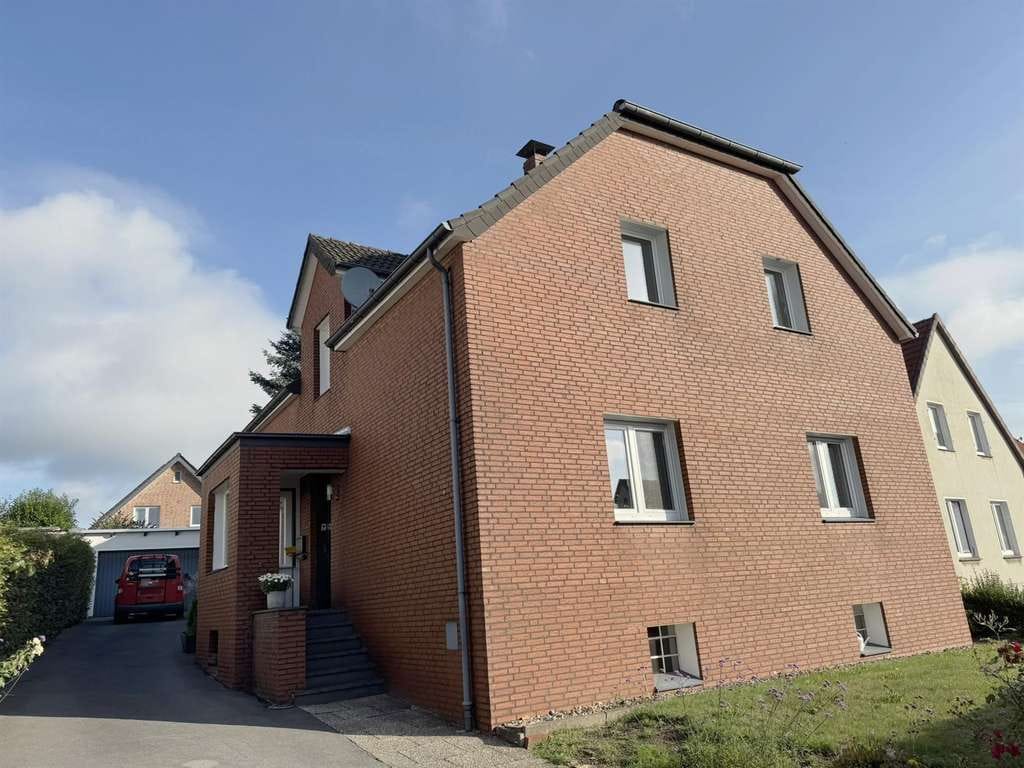 Immobilie in Borgholzhausen - Gepflegtes vollunterkellertes Einfamilienhaus mit Garten in Borgholzhausen! - Bild 4