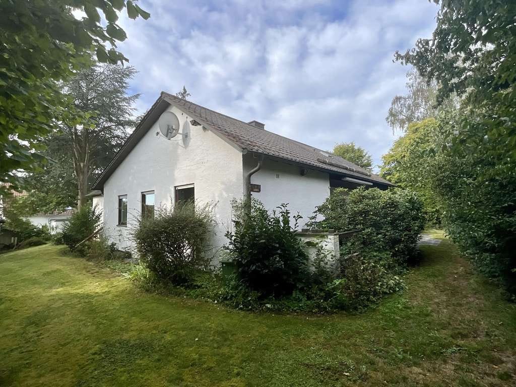 Immobilie in Wenzenbach - Top Chance - Stadtnah und im Grünen residieren - Bild 1