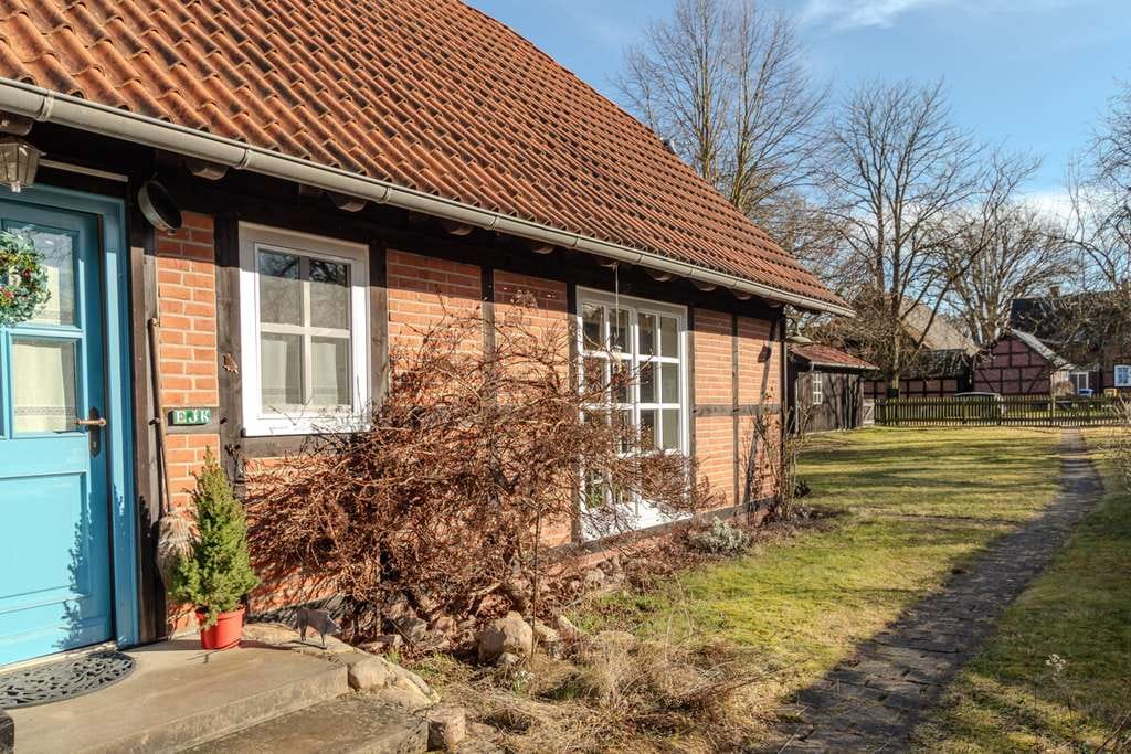Immobilie in Gusborn - Gepflegtes Fachwerkhaus in schöner Randlage - Bild 3
