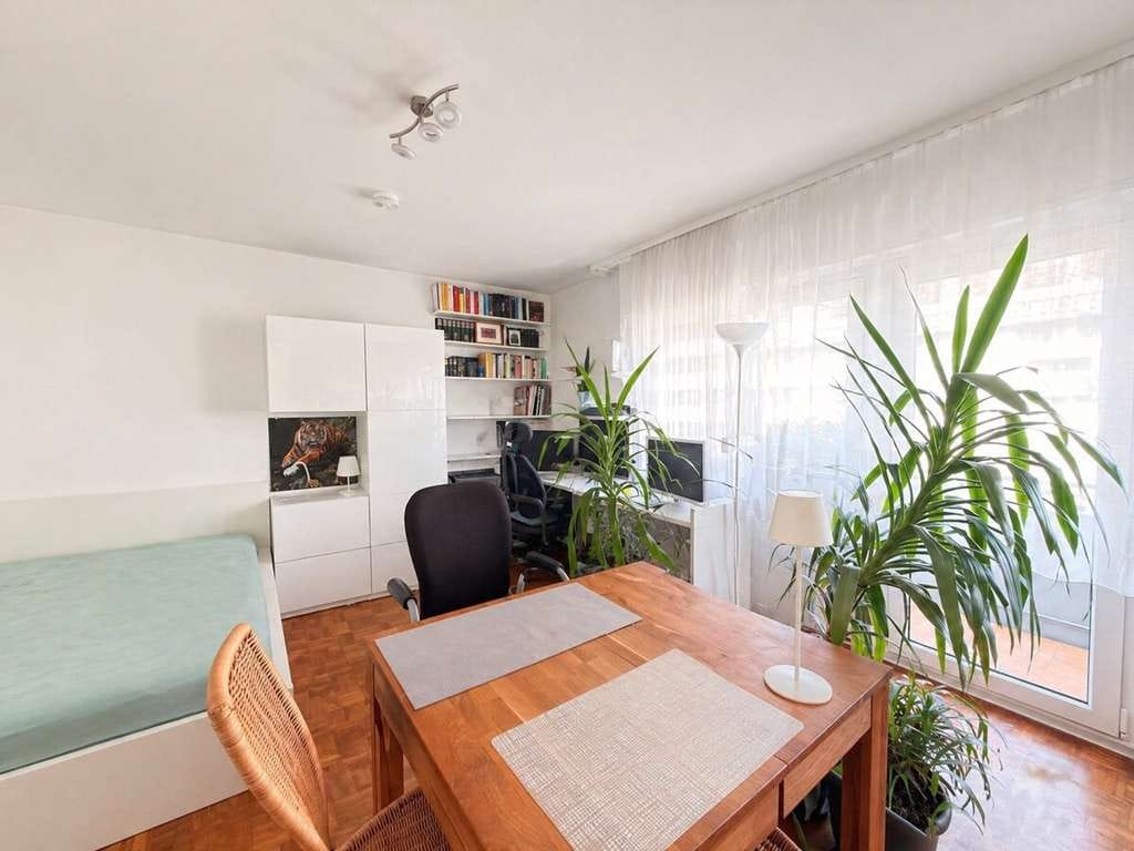 Immobilie in Leinfelden-Echterdingen - Gemütliche 1-Zimmer-Wohnung mit Tageslichtbad & viel Charme in ruhiger Wohnlage - Bild 1