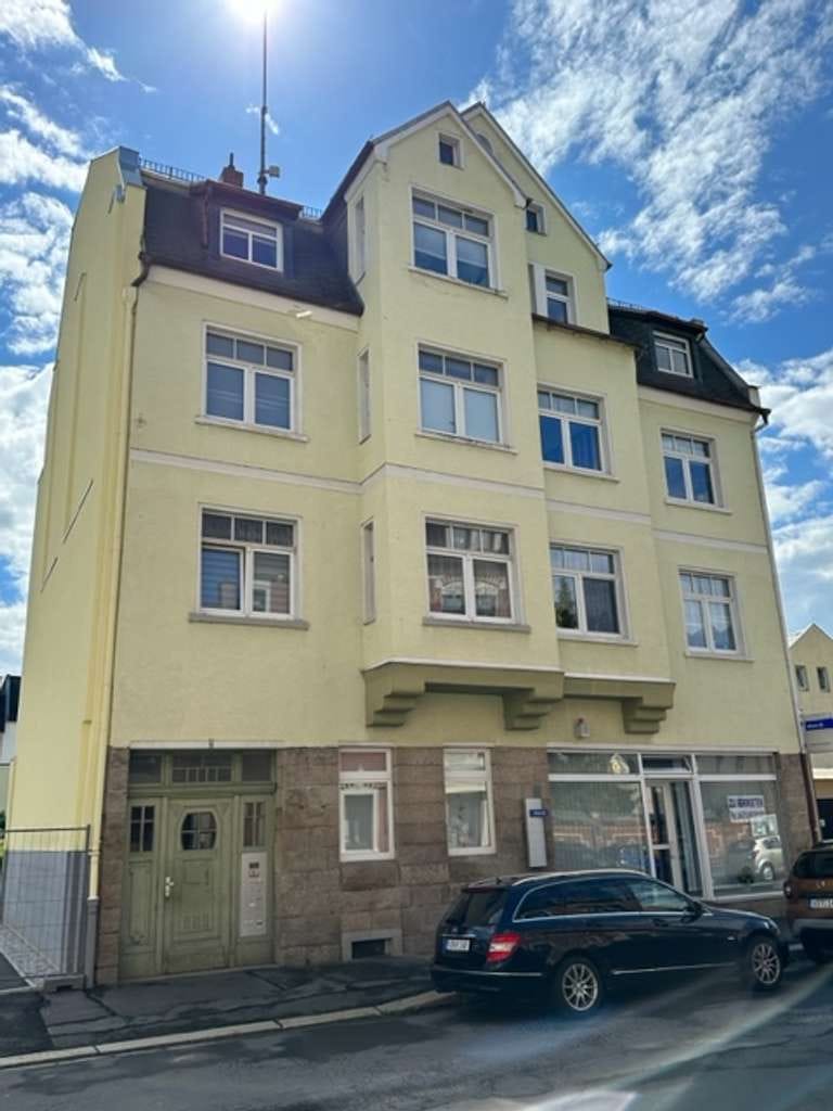 Immobilie in Lengenfeld - Altersbedingt verhandelbar ! Renditestarkes Wohn-und Geschäftshaus mit 15 Zimmern in Lengenfeld - Bild 0