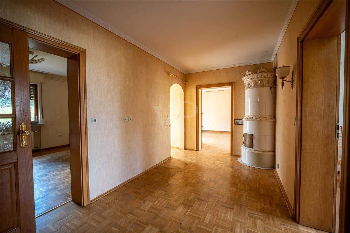 Immobilie in Urbar - Zweifamilienhaus mit sonnigem Grundstück in ruhiger Lage von Urbar - Bild 4