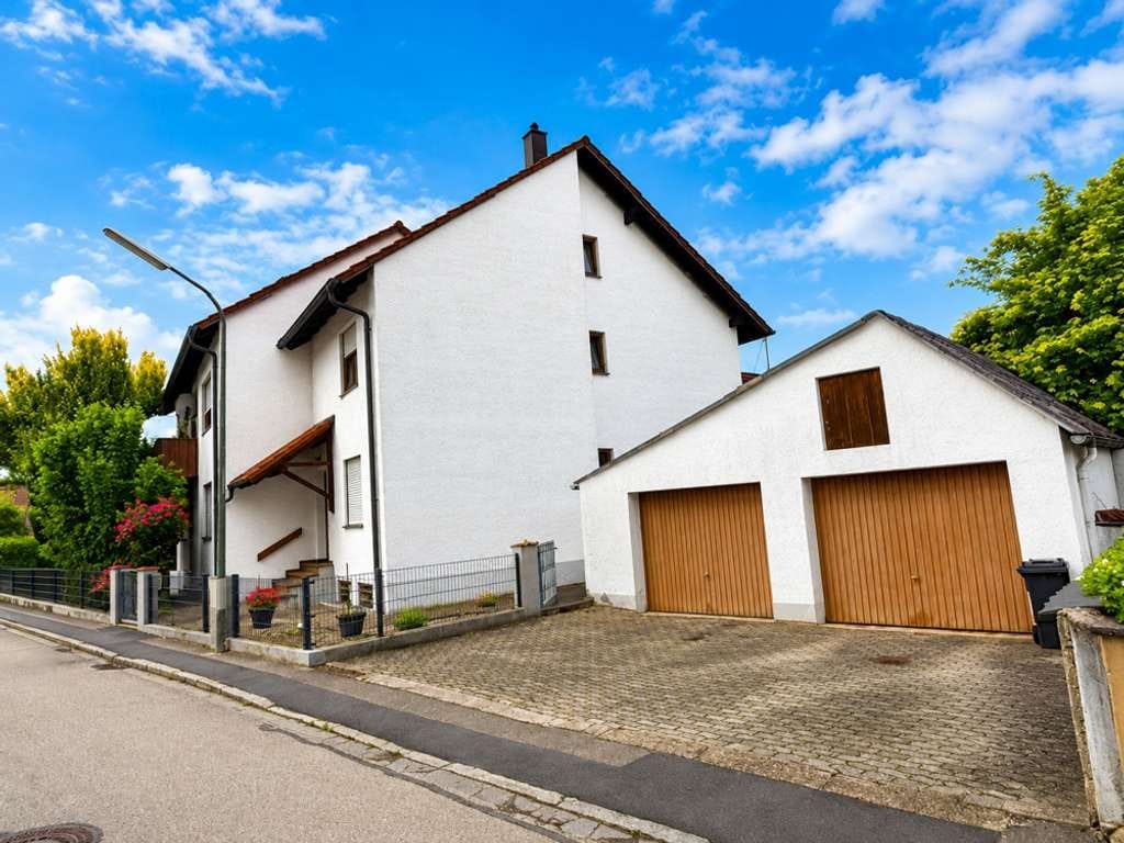 Immobilie in Großmehring - Mehrgenerationen Haus in Großmehring - Bild 1